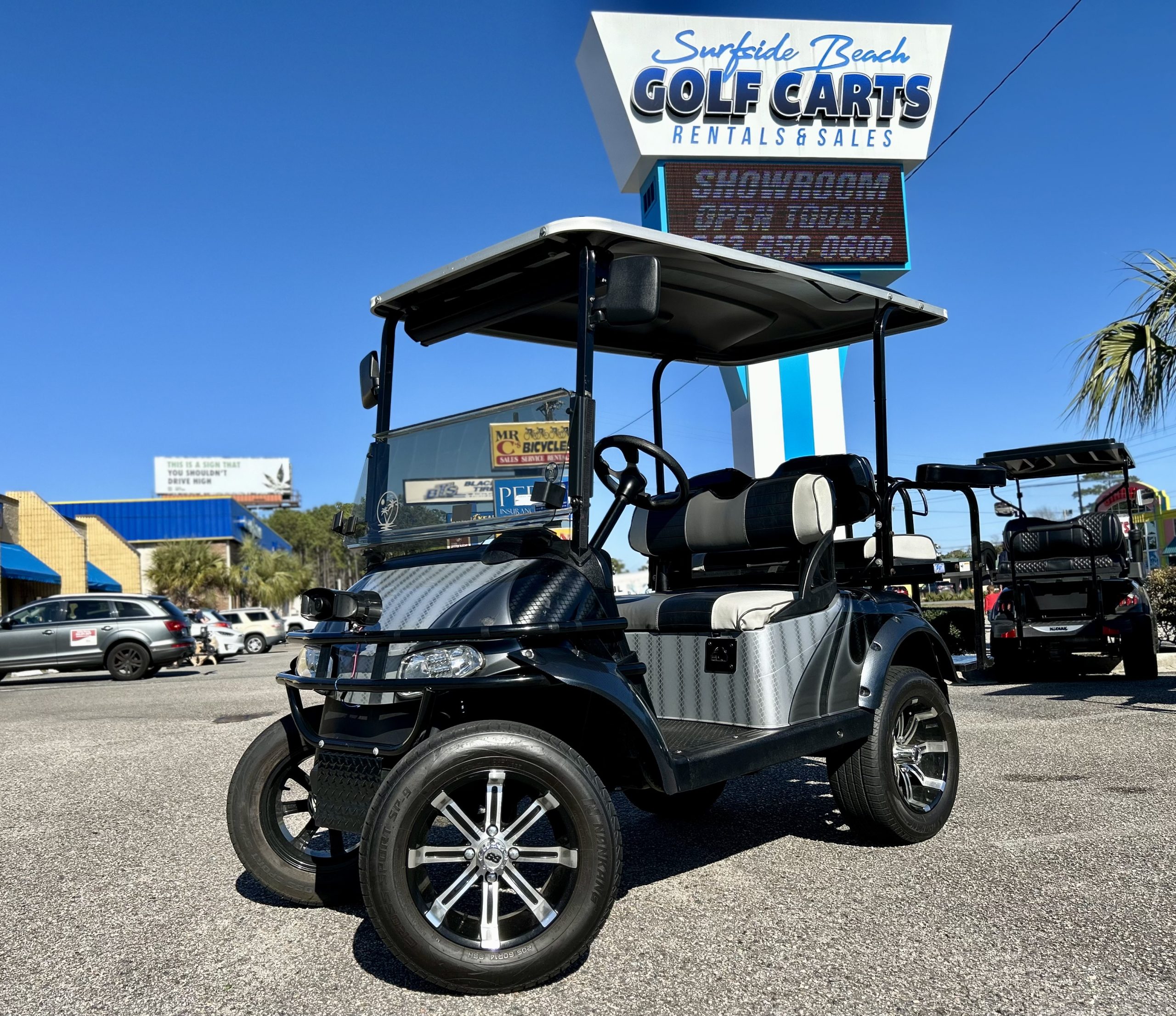 2013 EZGO RXV